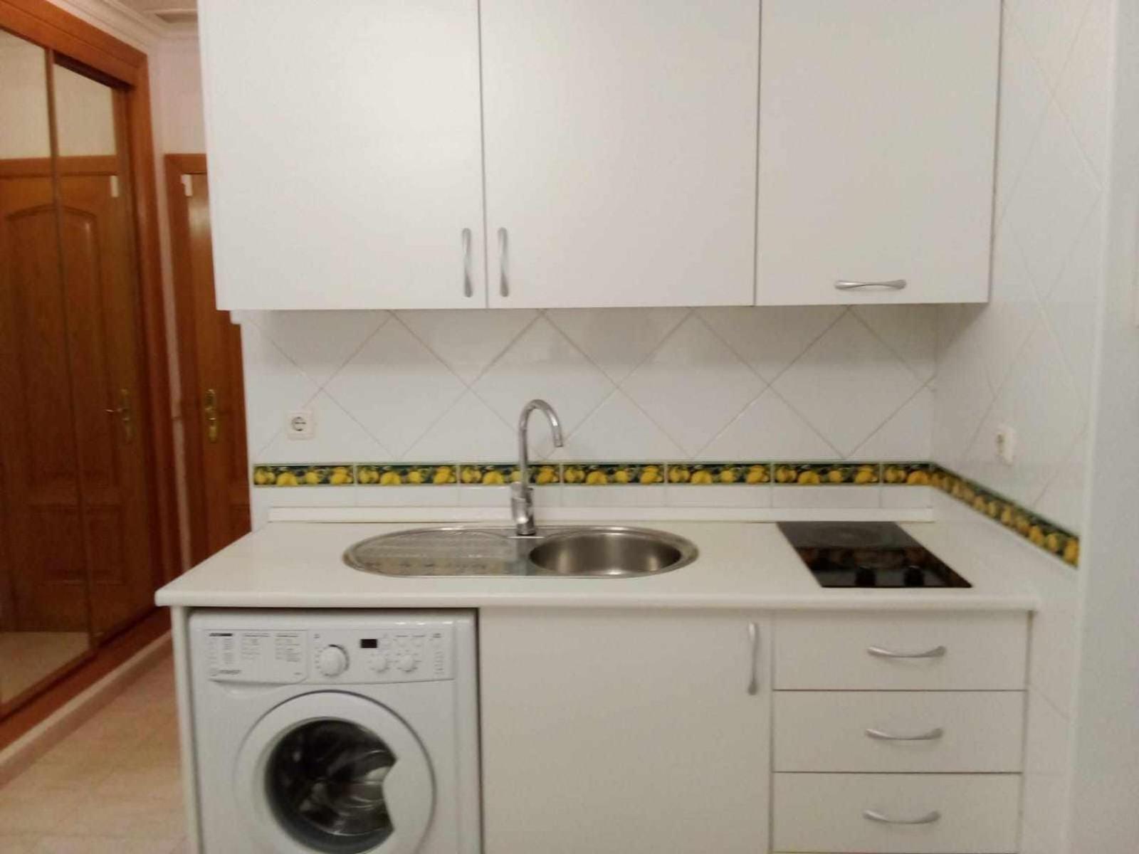 Coqueto Estudio En Calle Vela Benalmádena Oda fotoğraf